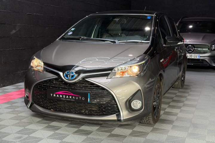 TOYOTA YARIS HYBRIDE MC2