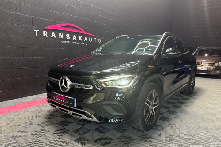 MERCEDES GLA