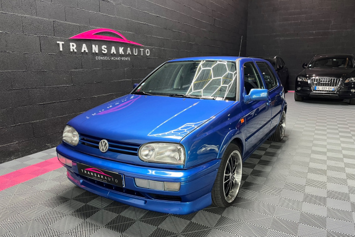 VOLKSWAGEN GOLF