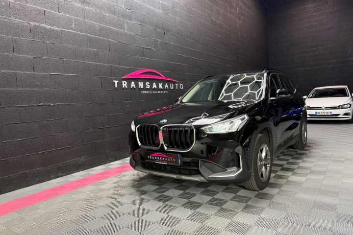 BMW X1 U11