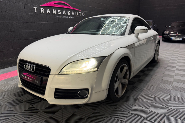 AUDI TT COUPE