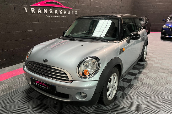 MINI HATCH R56